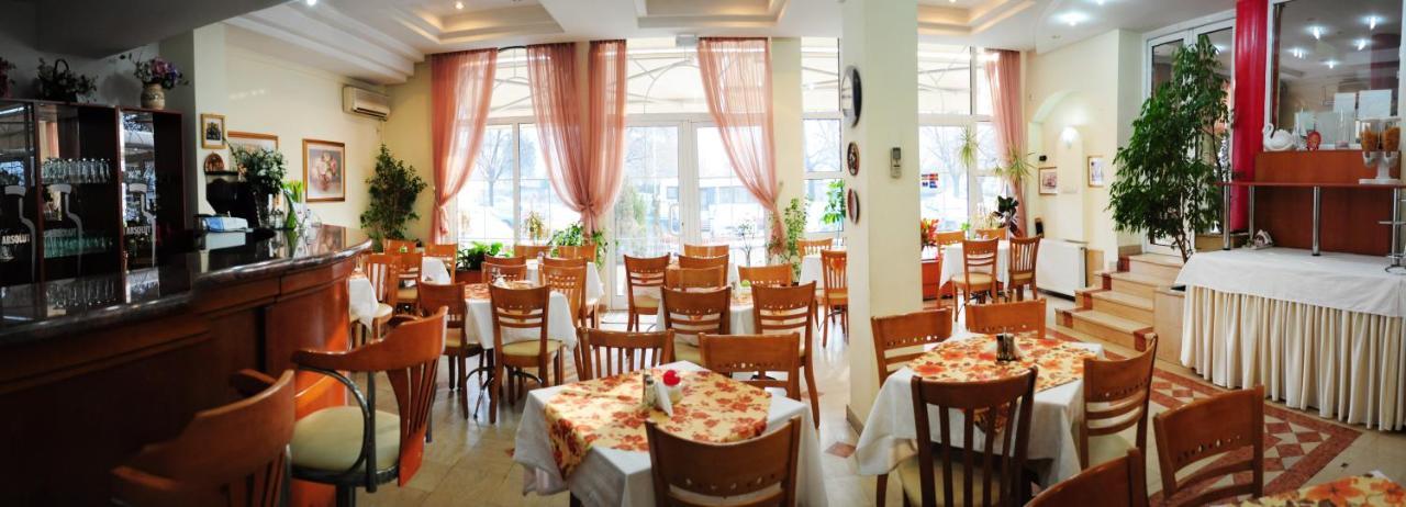 Vip Hotel Skopje - New Management Eksteriør billede