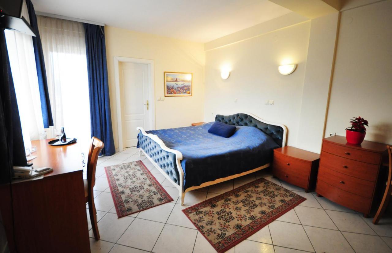 Vip Hotel Skopje - New Management Eksteriør billede