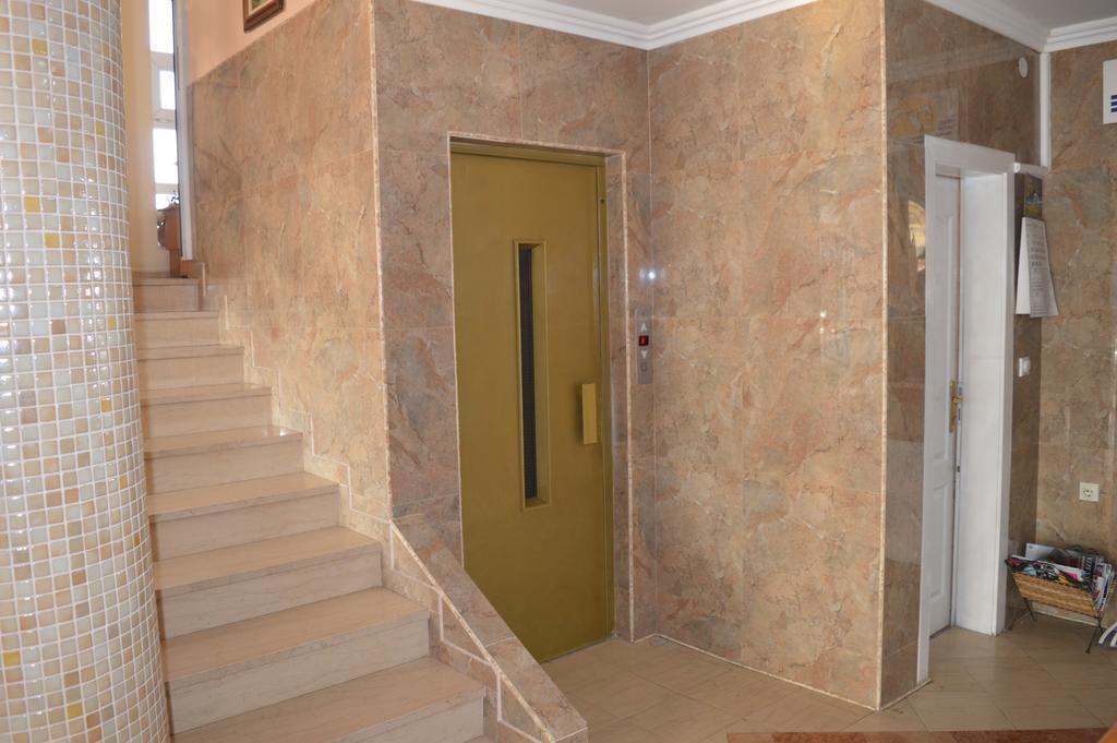 Vip Hotel Skopje - New Management Eksteriør billede