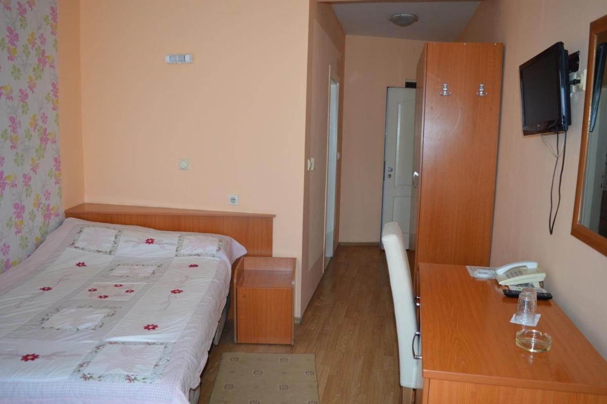 Vip Hotel Skopje - New Management Eksteriør billede